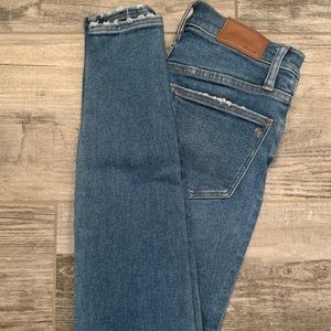 Madewell 9” Mid-rise skinny jeans in Pearson wash